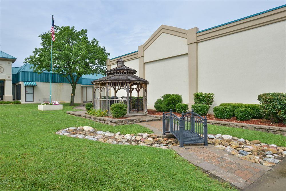 Days Inn By Wyndham Pittsburg Ks Exterior foto